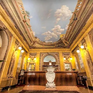 Colomba D'oro מלון