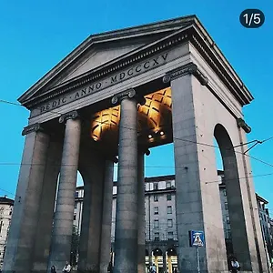 https://hotel-la-vignetta.it-lombardy.com