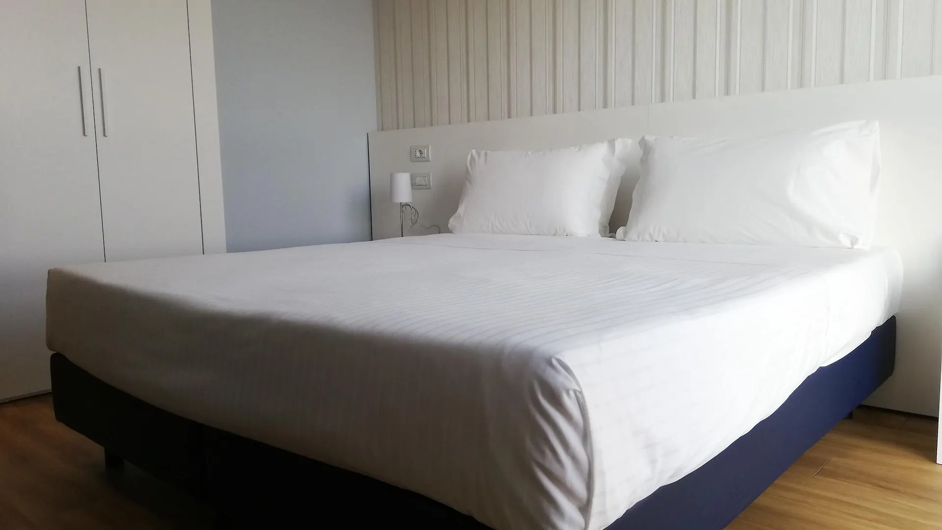 ***  ורונה Novo Hotel Rossi איטליה
