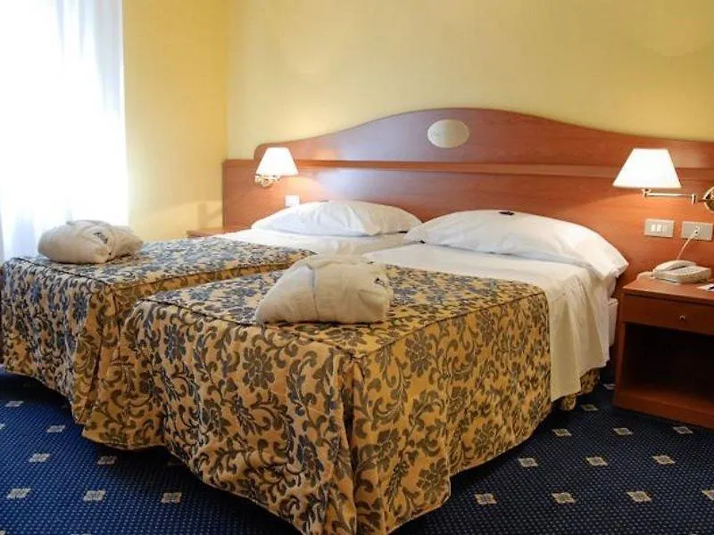 ורונה Novo Hotel Rossi