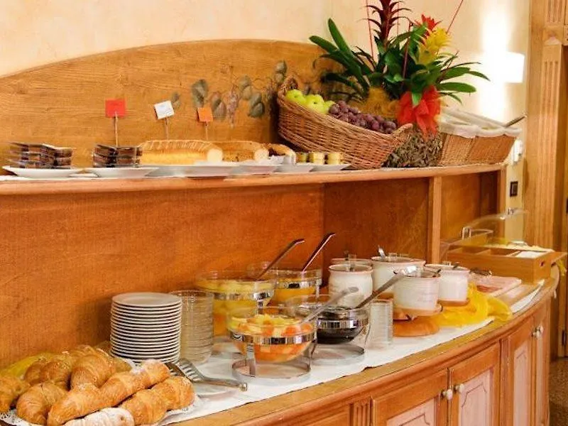 ורונה Novo Hotel Rossi